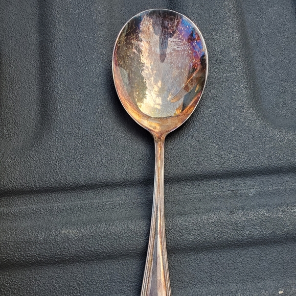 W.M Rogers Silverware Set - Picture 3 of 7